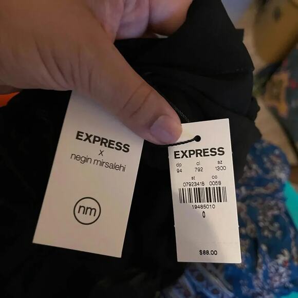 Express Negin Mirsalehi Belted Wide Leg Jumpsuit NWT - Size 0 - Picture 9 of 9